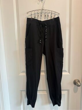 Med Couture Black Women's Scrub Jogger Pants